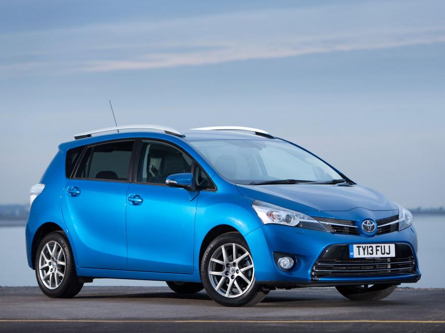  Toyota Verso 2013 года  (UK) (фото 24 из 27)